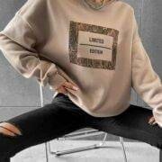 Letter and Snake skin print drop shoulder oversized sweatshirt