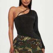 Fashionnova Chelsea One Shoulder Top in Black