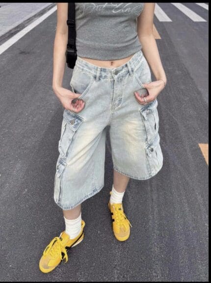 Loose Fit Denim Capri