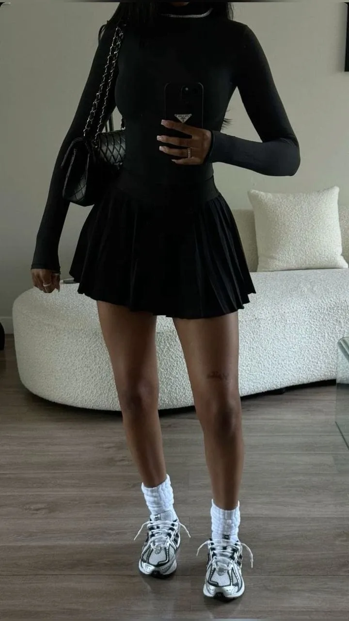FlareFit Pleated Sports Skirt - Image 1