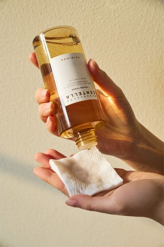 SKIN1004 Madagascar Centella Toning Toner 2 1