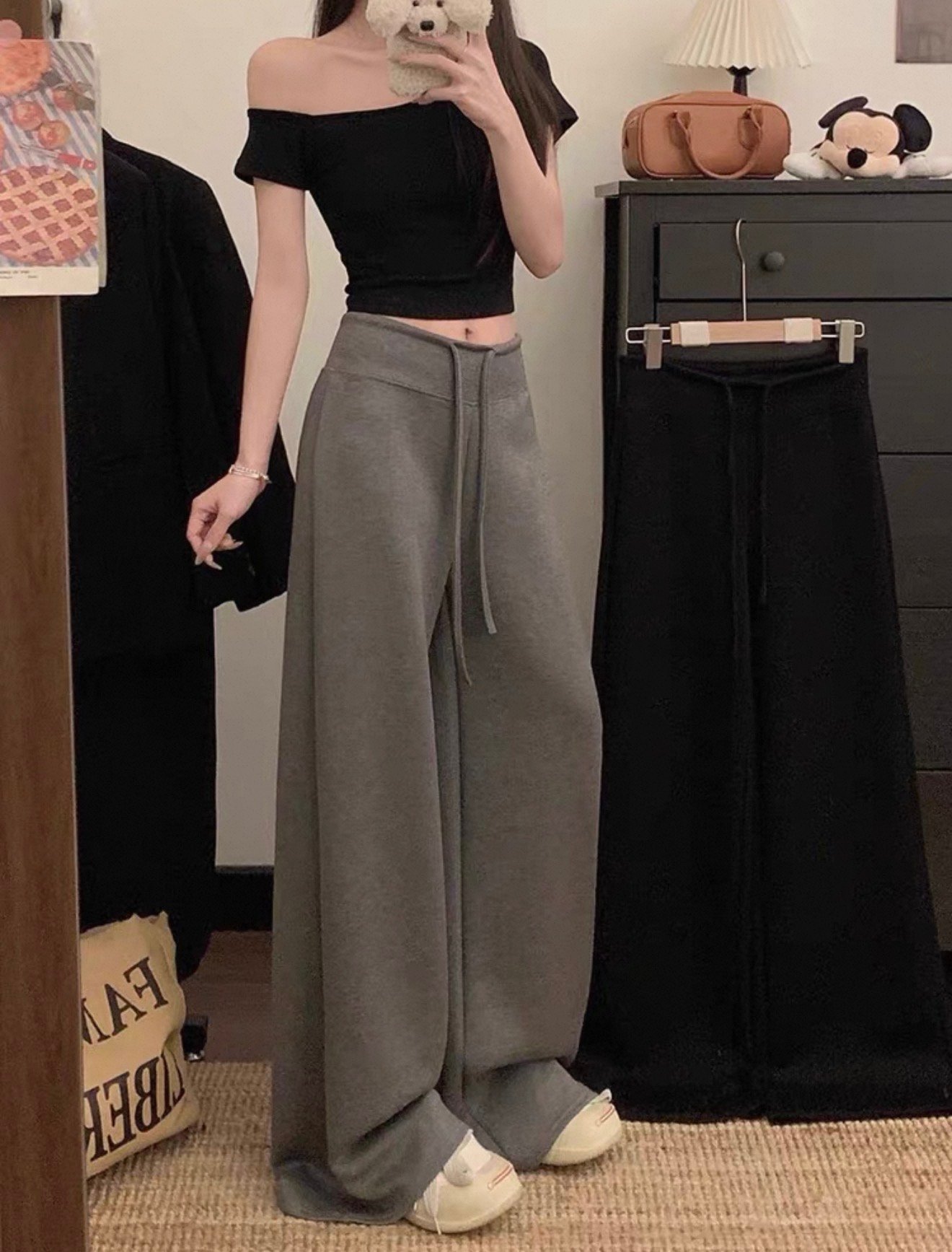 Screenshot Comfy Stretch Flare Pants - Image 1