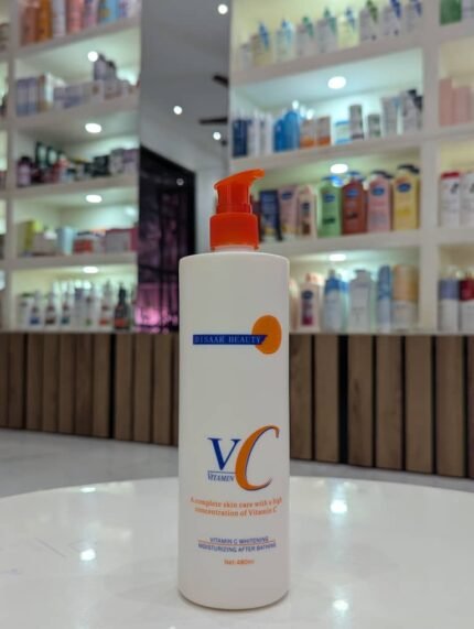 Disaar Beauty Vitamin C Whitening Moisturizing After Bathing Body Lotion