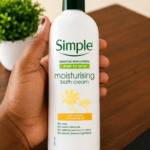 Simple moisturising bath cream (sensitive skin expert)