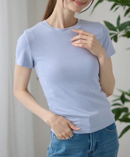 The Elara Contour Tee – Structured Shoulder Fitted Top